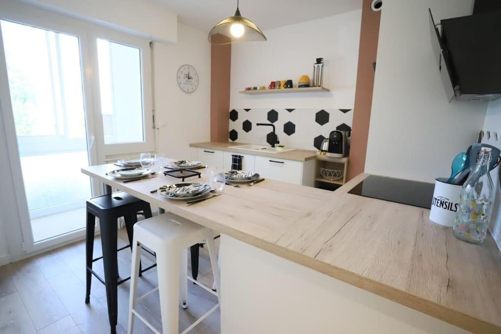 Annecy A 2 Pas Du Lac Ste Bernadette Apartment Bagian luar foto