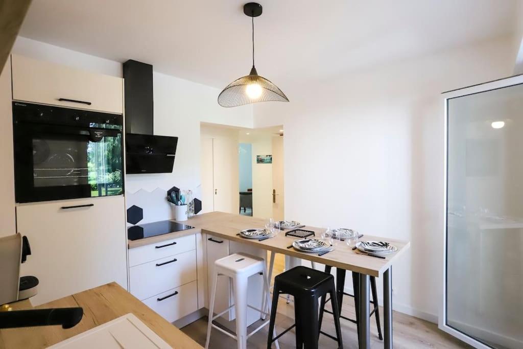 Annecy A 2 Pas Du Lac Ste Bernadette Apartment Bagian luar foto