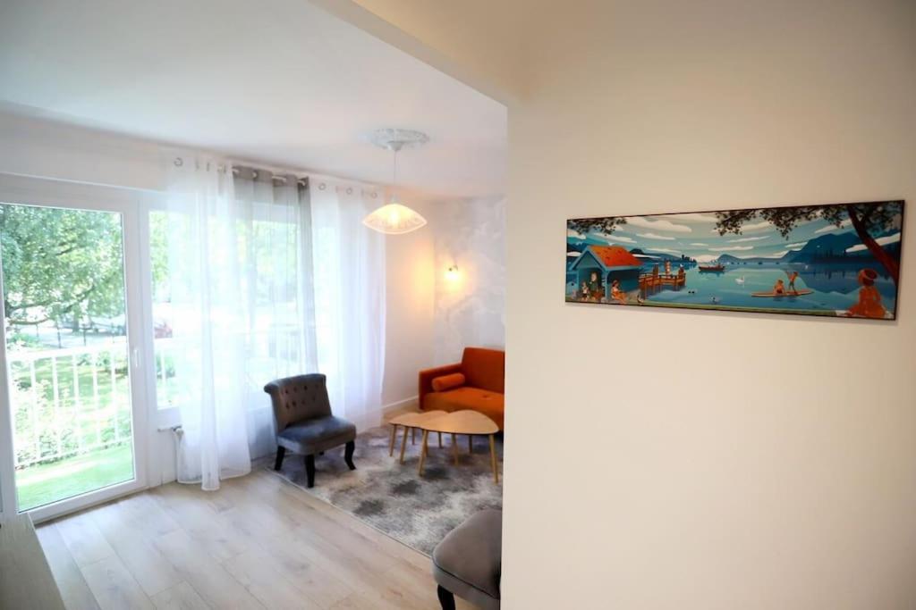Annecy A 2 Pas Du Lac Ste Bernadette Apartment Bagian luar foto